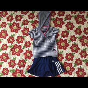 White and blue striped tee w/ hood+blue skirt